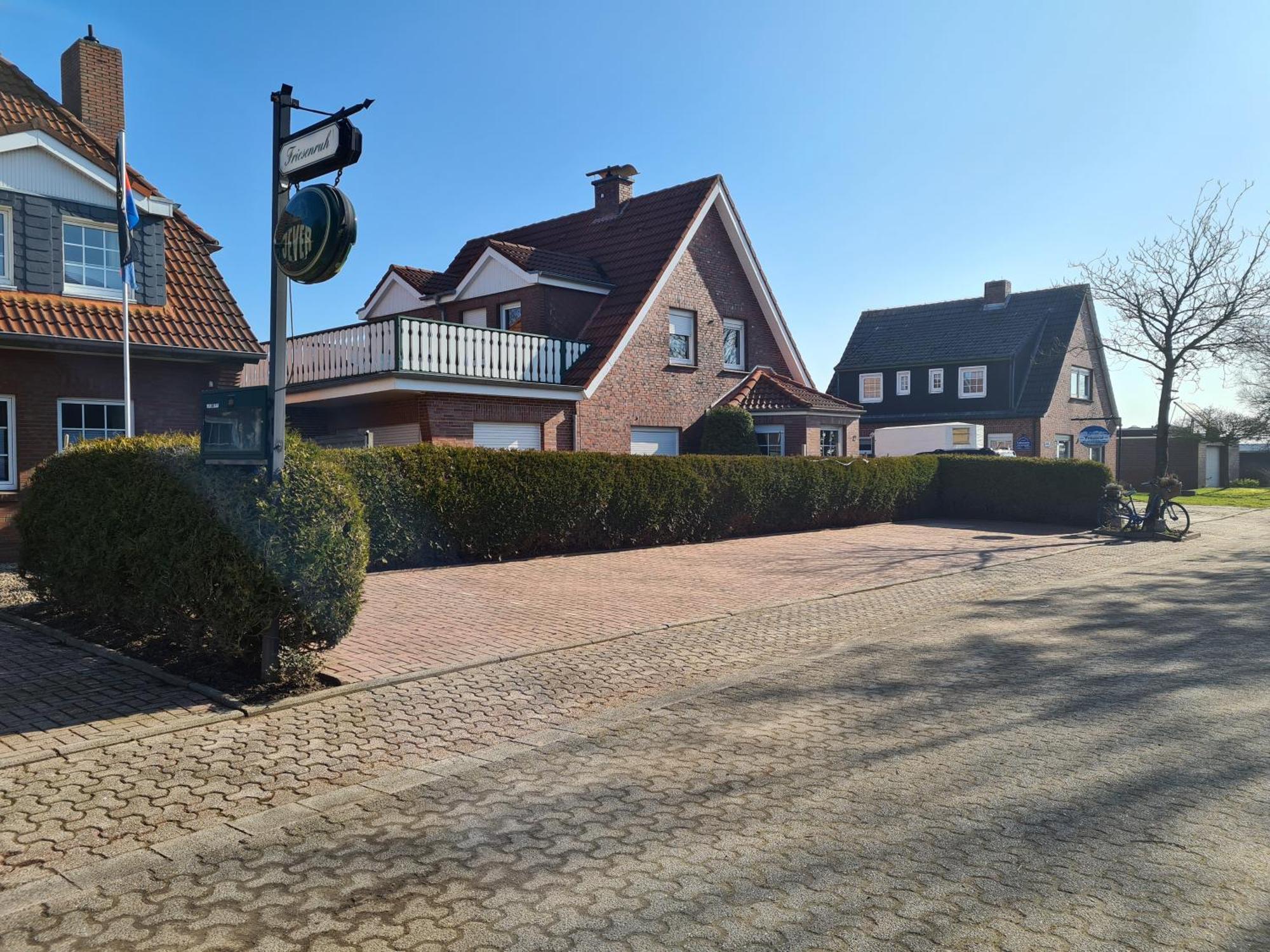 Hotel-Pension Friesenruh Bensersiel Exterior photo
